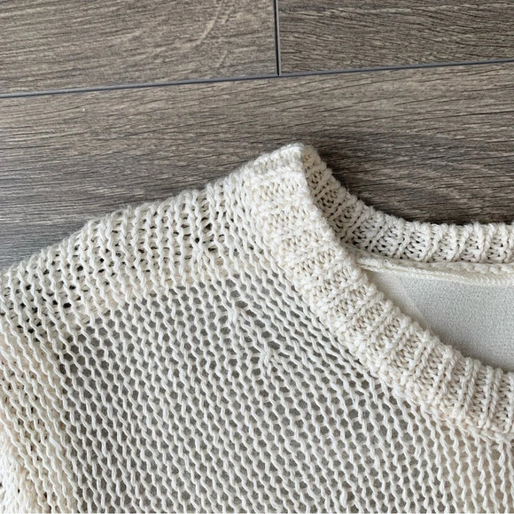 Aritzia Babaton Sweater Knit Silk Split Open Back Cream Long sleeve Size XS - Picture 7 of 12